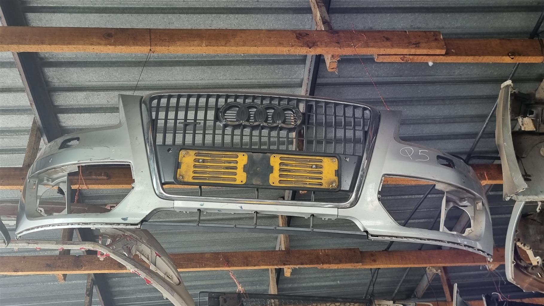AUDI Q5 BUMPER FOR SALE - Private Seller AUDI Q5 BUMPER FOR SALE - Private Seller