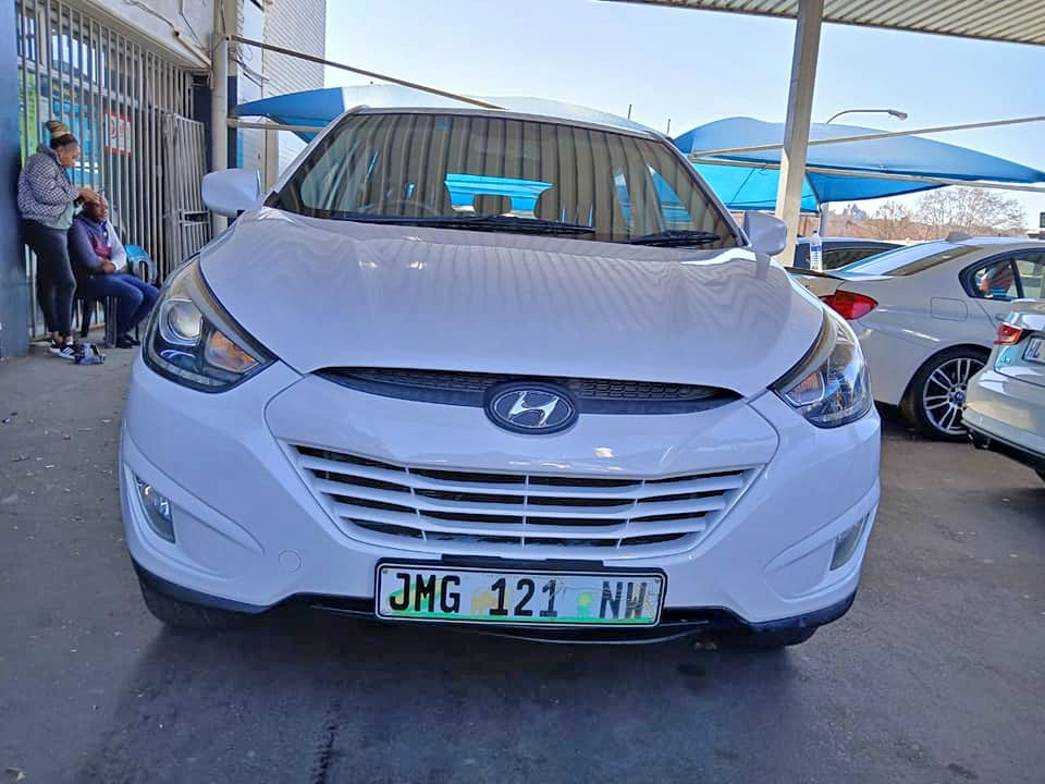 2014 HYUNDAI IX35 2.0 MANUAL 2014 HYUNDAI IX35 2.0 MANUAL