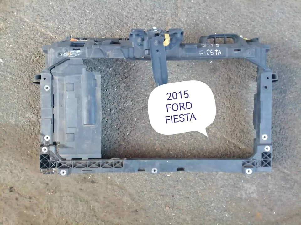 2015 FORD FIESTA CRADLE 2015 FORD FIESTA CRADLE