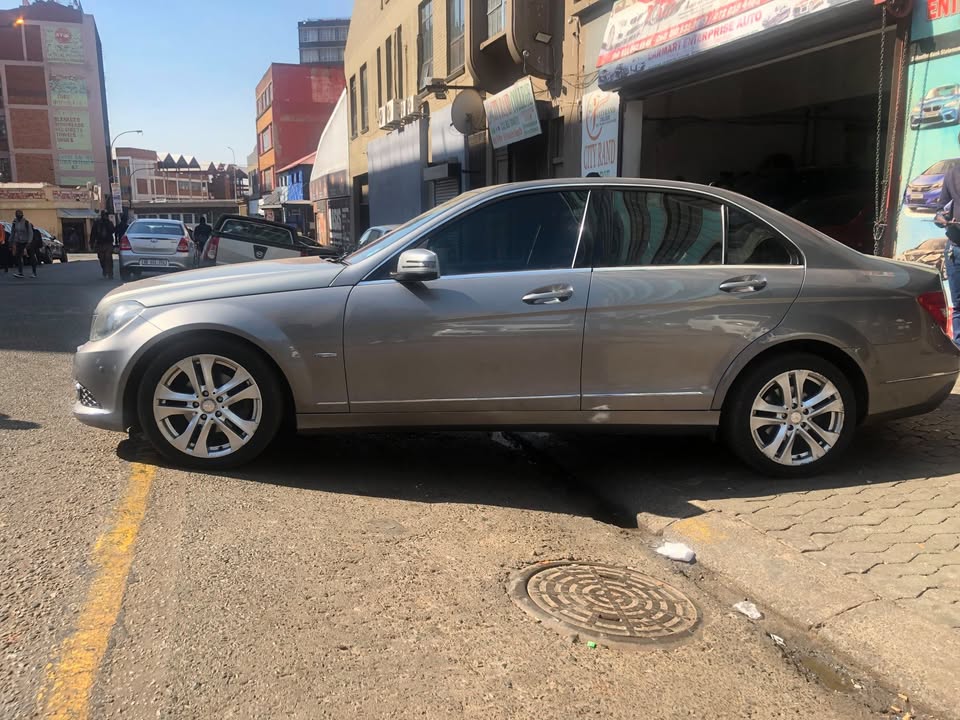 2012 MERCEDES BENZ C180