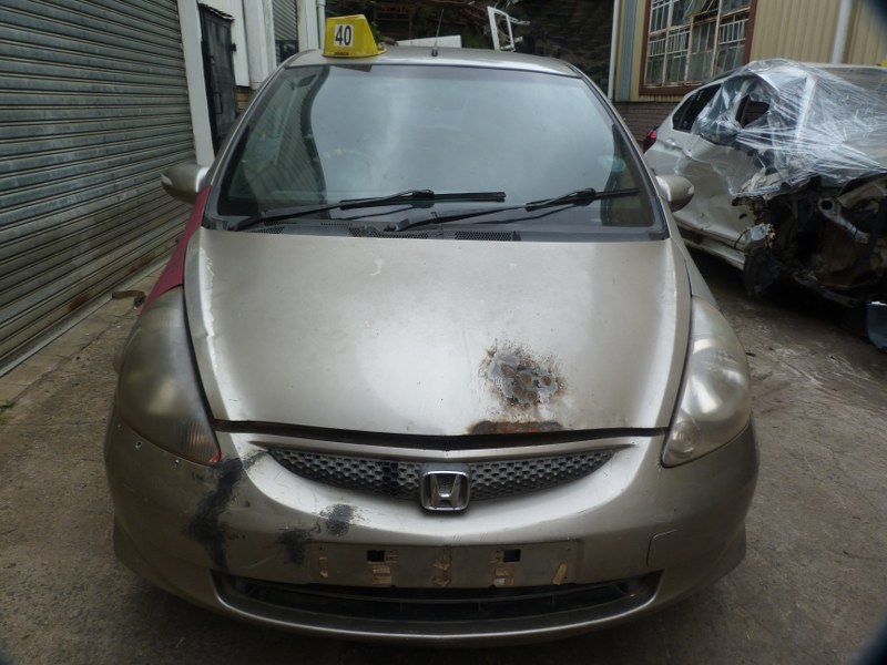 Honda Jazz 1.4 Manual L13A1 Silver - 2005 SPARESBOYZ STRIPPING FOR SPARES - Private Seller Honda Jazz 1.4 Manual L13A1 Silver - 2005 SPARESBOYZ STRIPPING FOR SPARES - Private Seller