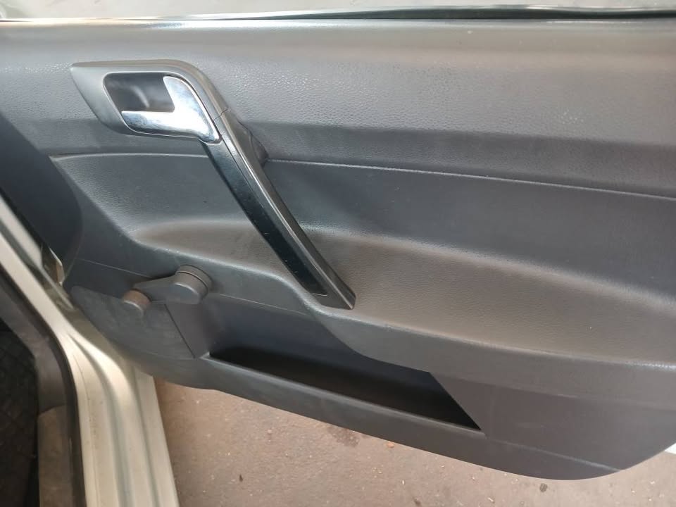 2011 VW POLO VIVO 1.4 HATCHBACK Transmission: Manual Mileage: 70000km Silver