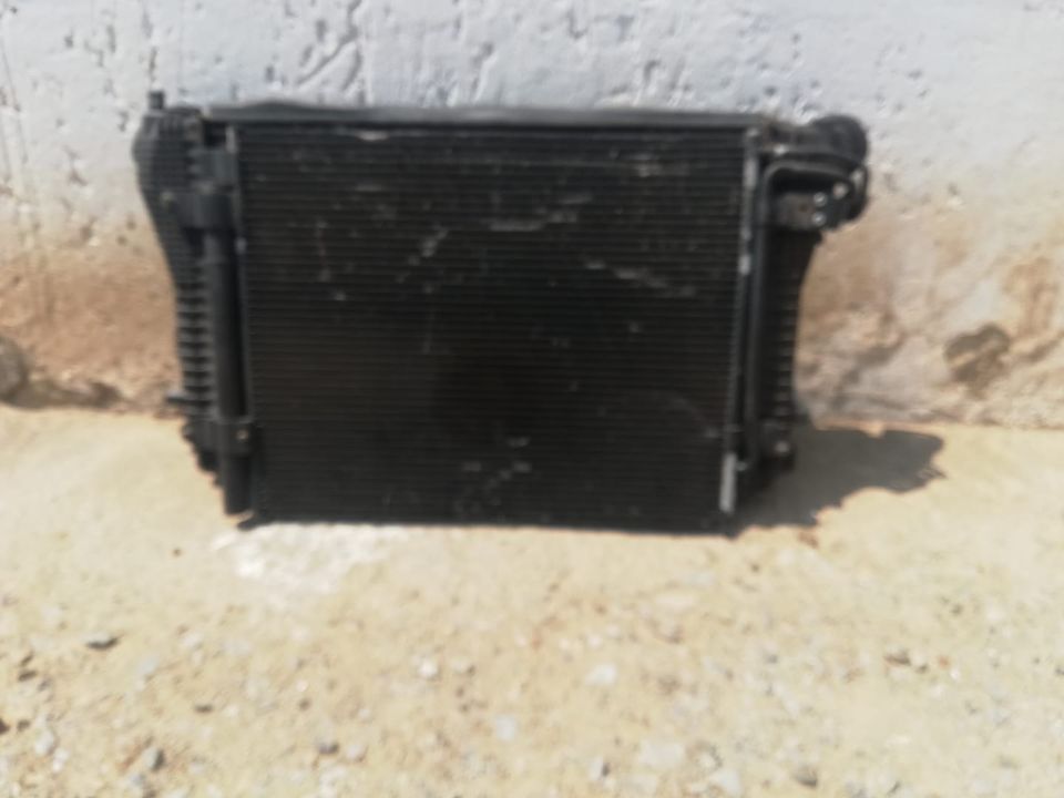2008 VW TOURAN INTERCOOLER/RADIATOR - Private Seller 2008 VW TOURAN INTERCOOLER/RADIATOR - Private Seller