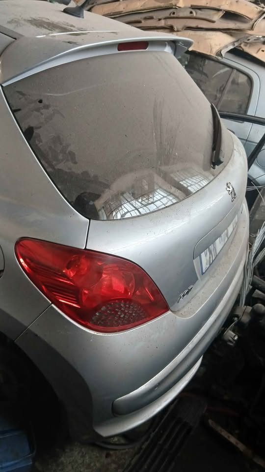 Stripping Peugeot 207 For Spares - Private Seller Stripping Peugeot 207 For Spares - Private Seller