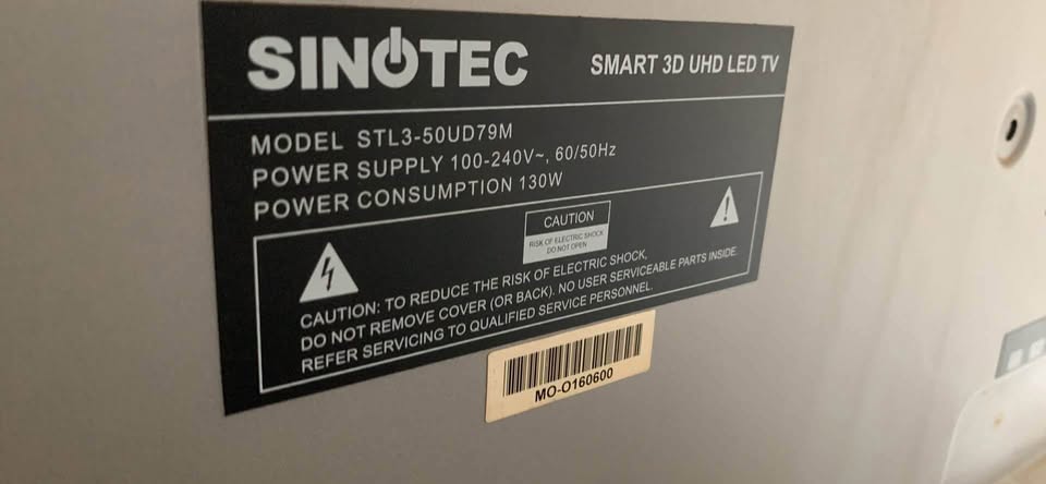 Sinotec 50 inch tv it’s 3D