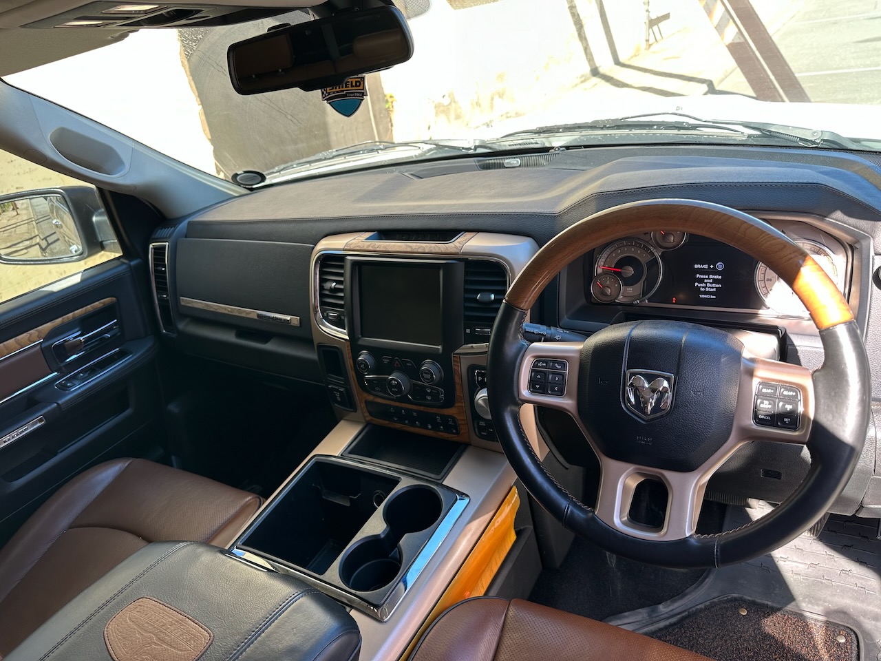 2015 Ram 1500 – Longhorn Limited – 5.7 Hemi
