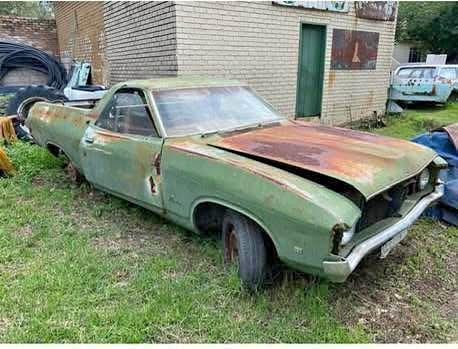 Stripping for parts 1973 Ford Ranchero (Green) | Junk Mail Marketplace