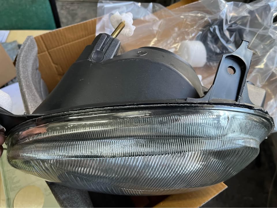 Opel corsa lite headlights - Private Seller
