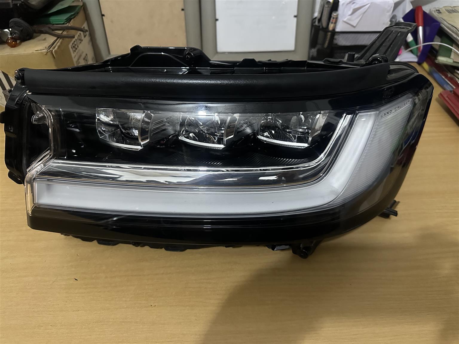 Toyota Land Cruiser Lc300 Headlight - Private Seller Toyota Land Cruiser Lc300 Headlight - Private Seller