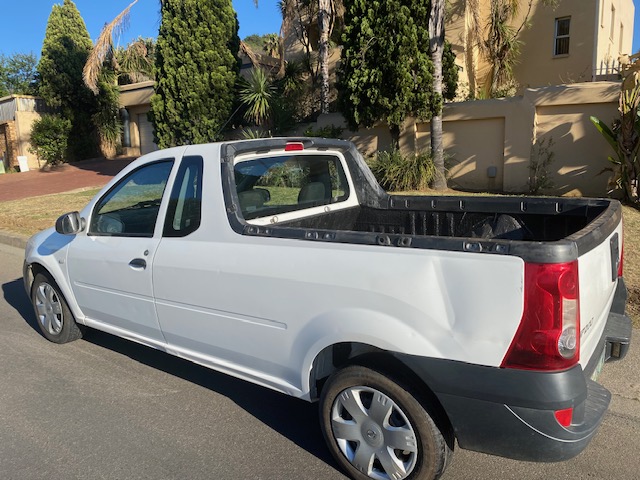 2020 Nissan NP200 White 1,6 i P/U S/C