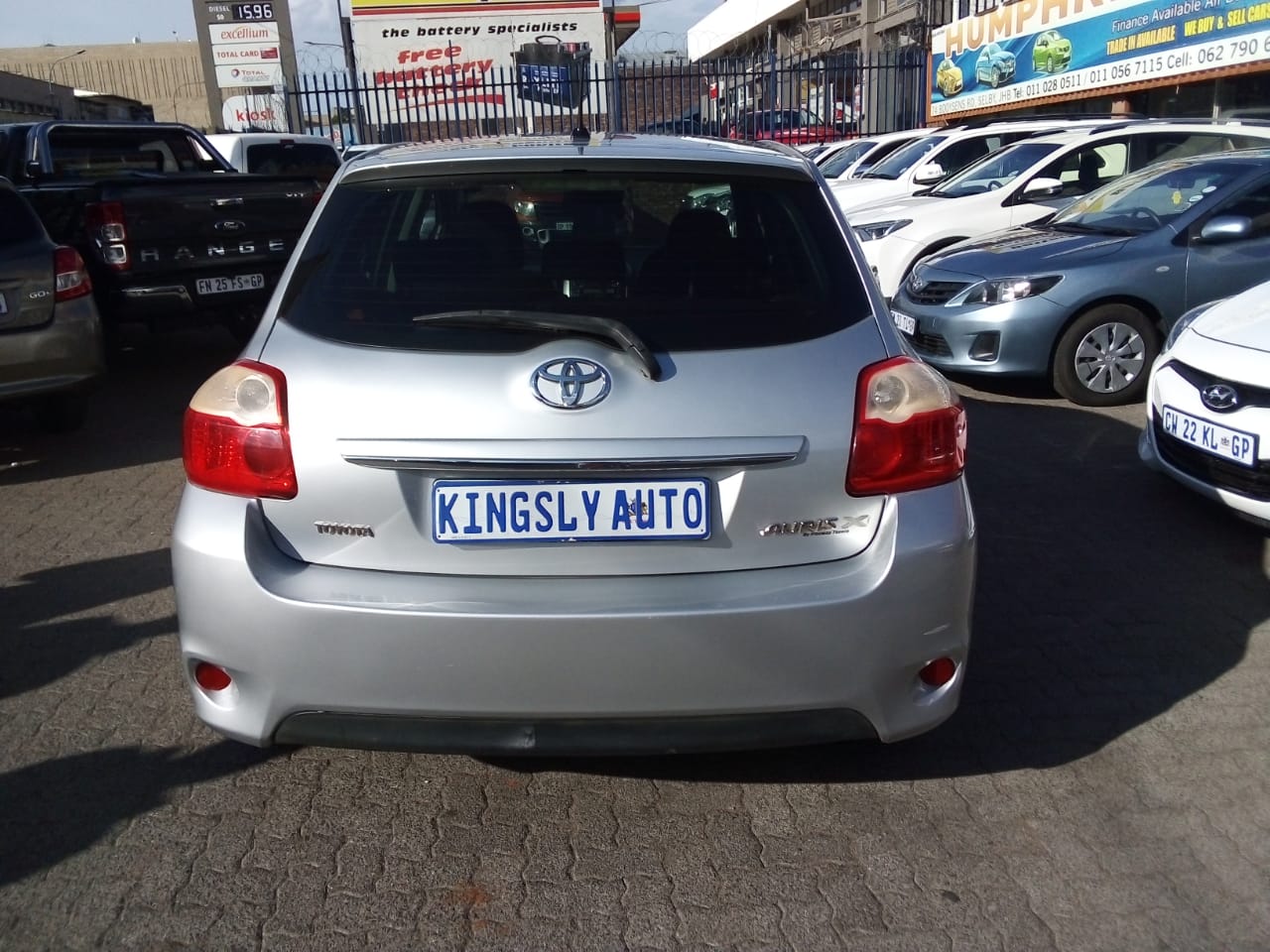 11 Toyota Auris 1 6 Xi Junk Mail