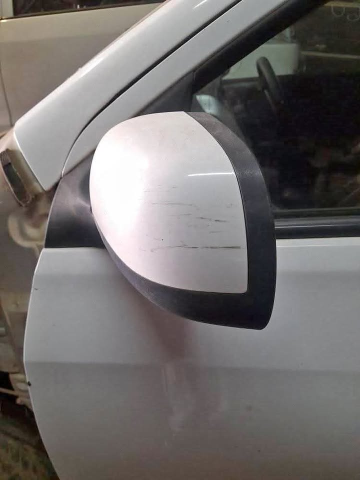 NISSAN ALMERA SIDE MIRRORS - Private Seller NISSAN ALMERA SIDE MIRRORS - Private Seller