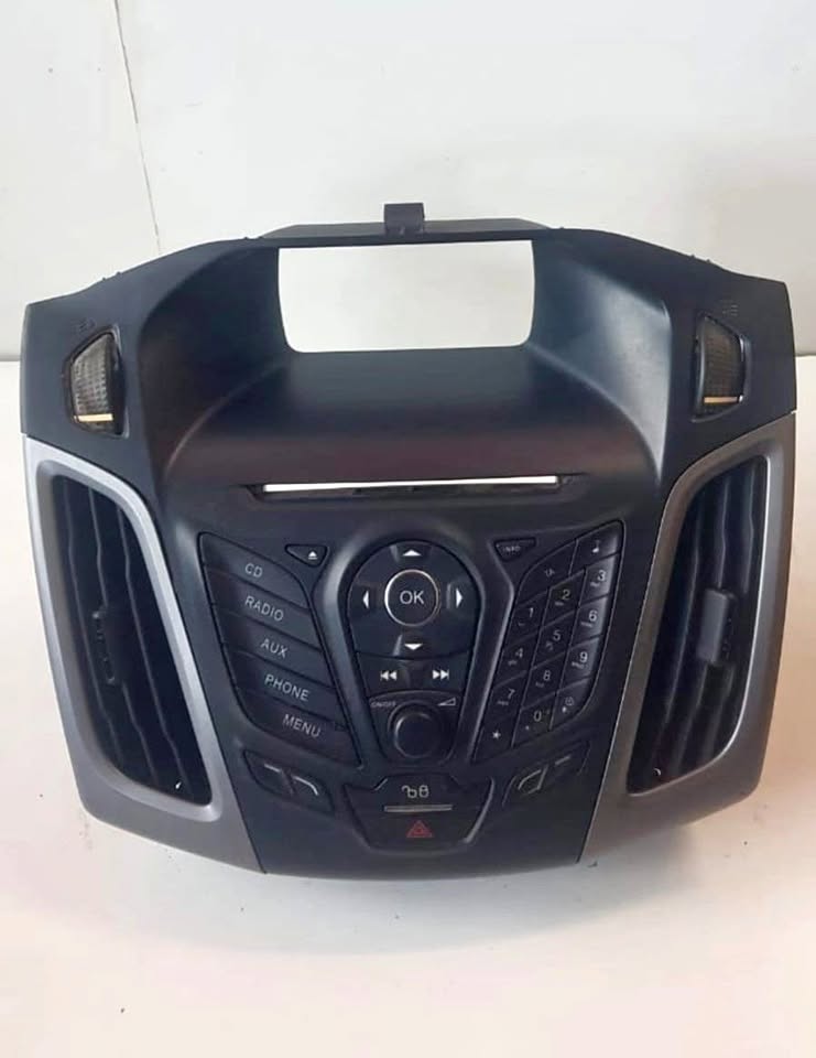 Ford Focus 2012-2015 Radio & Radio Face - Private Seller Ford Focus 2012-2015 Radio & Radio Face - Private Seller