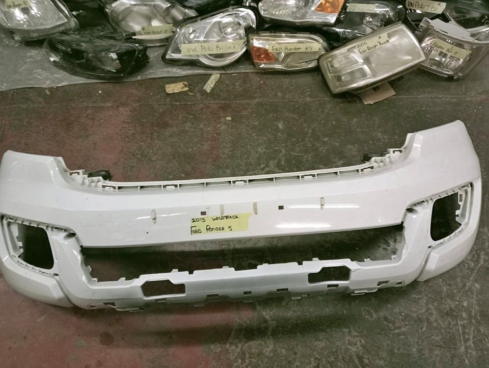 FORD RANGER T7 FRONT BUMPER - Private Seller FORD RANGER T7 FRONT BUMPER - Private Seller