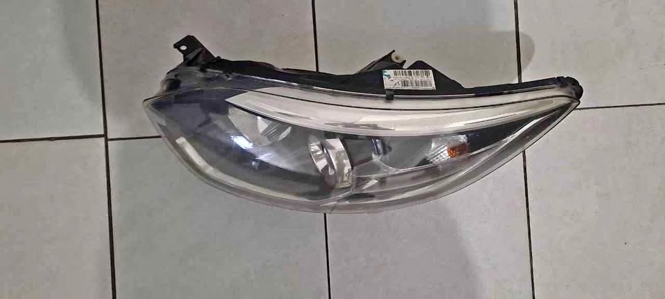 Renault capture headlight