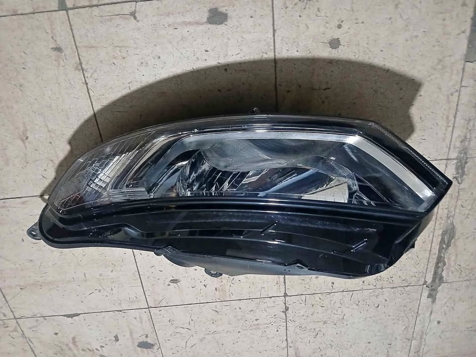 Ford ecosport headlight - Private Seller Ford ecosport headlight - Private Seller