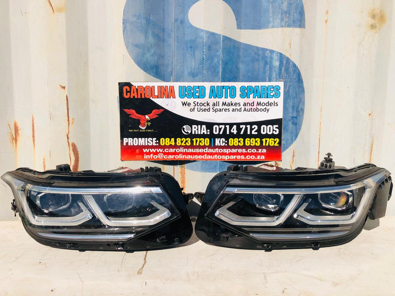 VW Tiguan left and right side (IQ 9 pins) xenon headlight - Private Seller VW Tiguan left and right side (IQ 9 pins) xenon headlight - Private Seller