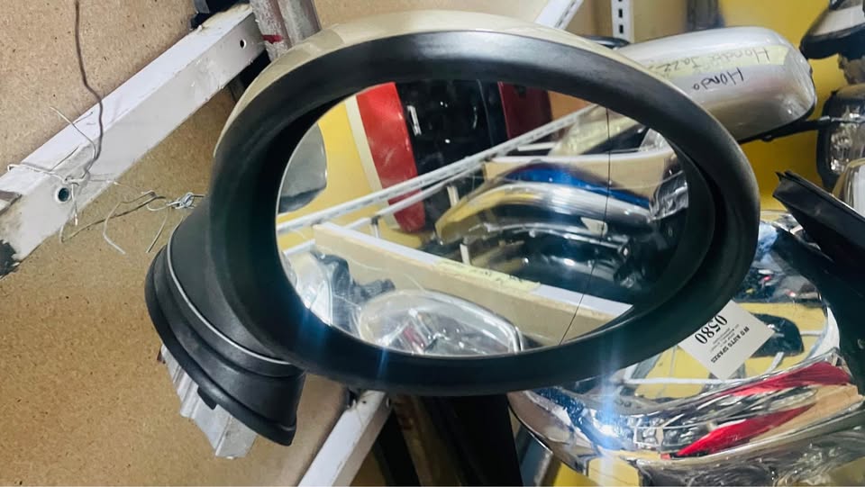 Mini cooper R50/R53 side mirror 2002 - Private Seller Mini cooper R50/R53 side mirror 2002 - Private Seller