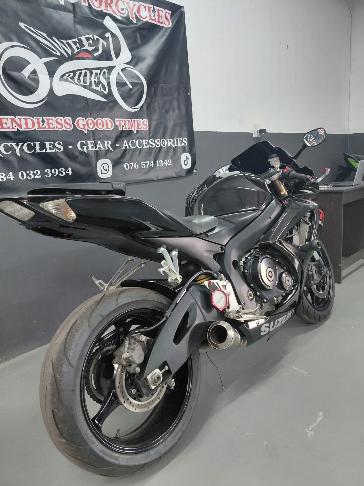 SUZUKI GSX-R 600 - Private Seller