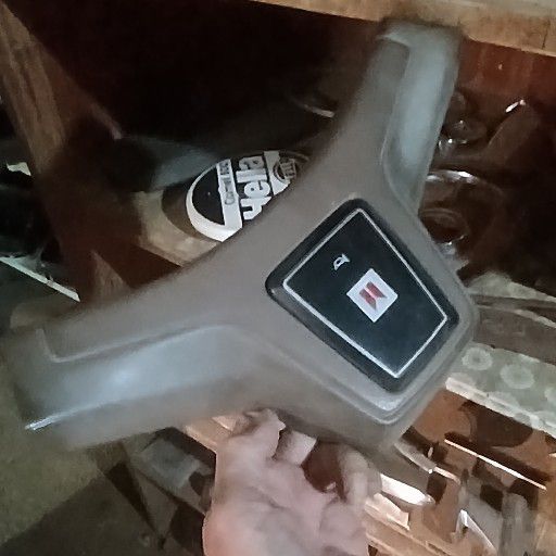 lsuzu, steering wheel - Private Seller