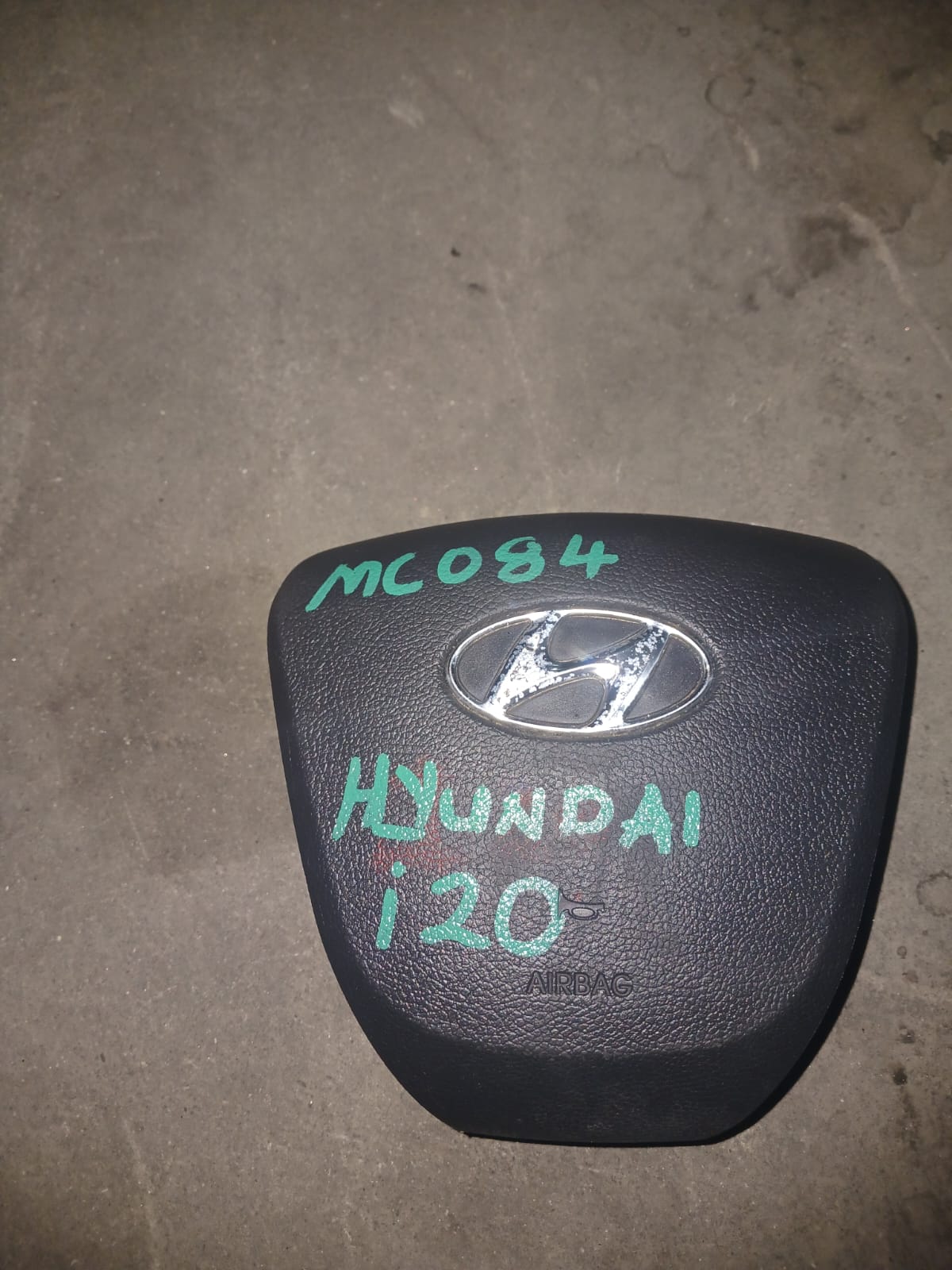 Hyundai I20 used steering airbag for sale . - Private Seller Hyundai I20 used steering airbag for sale . - Private Seller