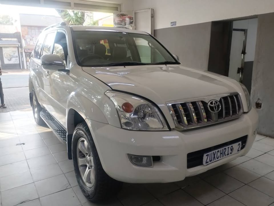 2009 TOYOTA PRADO 4.0 V6 LAND CRUISER 4X4 7 SEATER AUTOMATIC