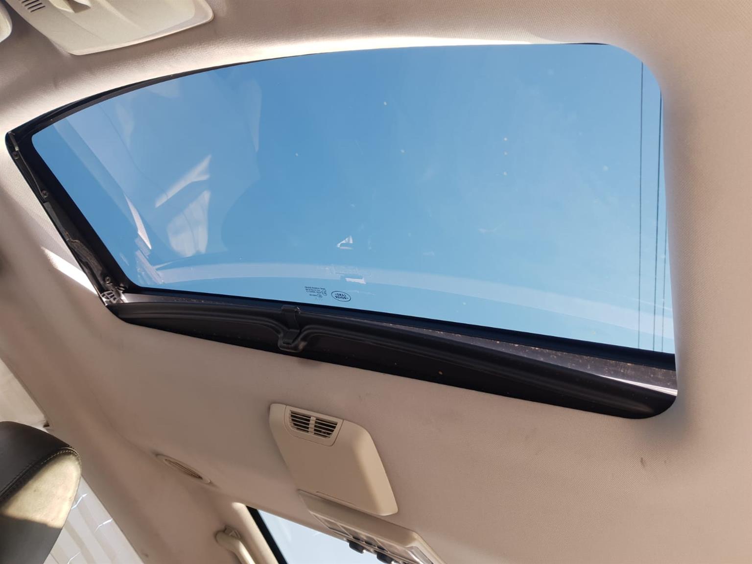 2013 Discovery 4 Panoramic Sunroof For Sale 2013 Discovery 4 Panoramic Sunroof For Sale