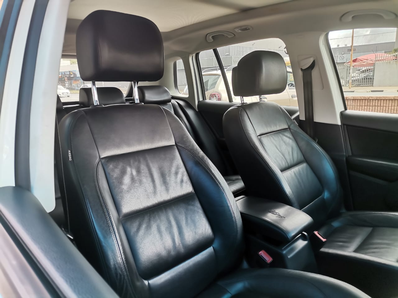 2015 Volkswagen Tiguan 1.4 TSi DSG BlueMotion Comfortline SUV Automatic 116,000k