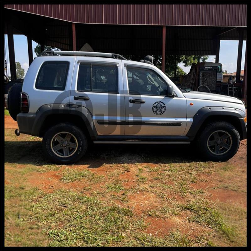 2006 Jeep Cherokee Renegade 2.8 stripped for spares - Private Seller 2006 Jeep Cherokee Renegade 2.8 stripped for spares - Private Seller