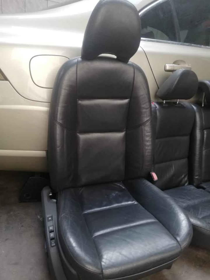 Volvo S40 complete car seat for sale - Private Seller Volvo S40 complete car seat for sale - Private Seller