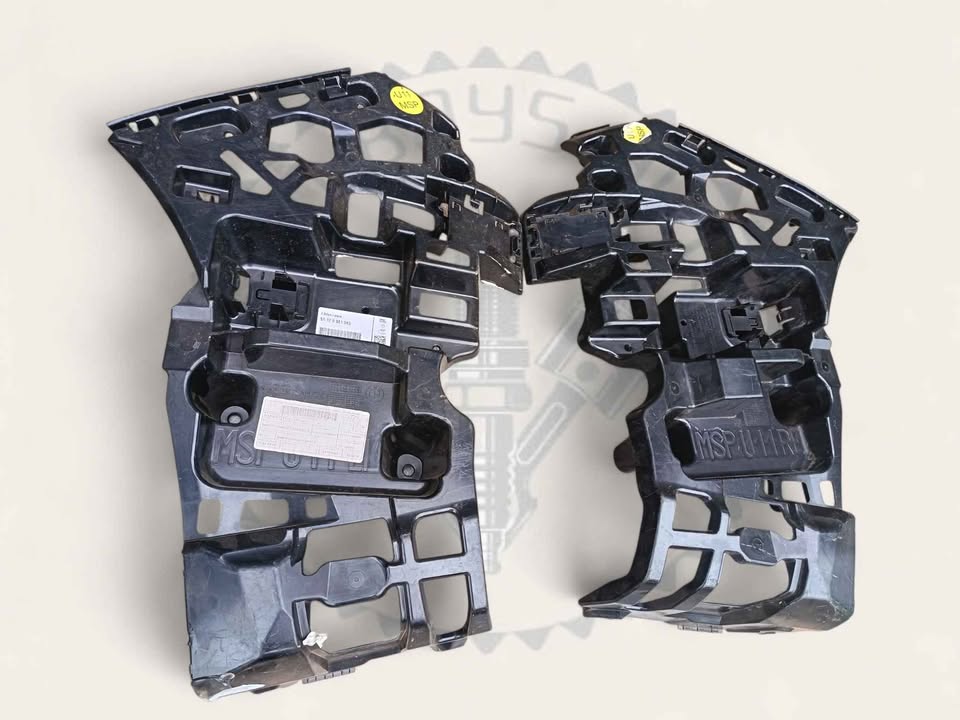 BMW X1 U11 REAR BUMPER SLIDERS/BRACKET AVAILABLE FOR SALE - Private Seller BMW X1 U11 REAR BUMPER SLIDERS/BRACKET AVAILABLE FOR SALE - Private Seller