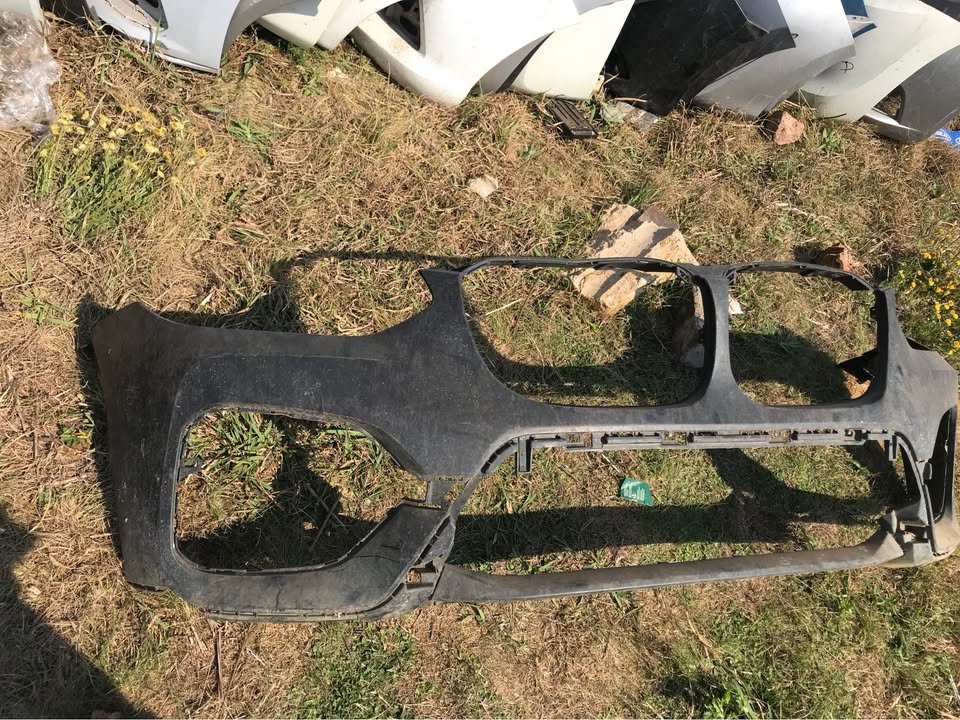 2017-2020 BMW X3 Front Bumper for Sale - Private Seller 2017-2020 BMW X3 Front Bumper for Sale - Private Seller