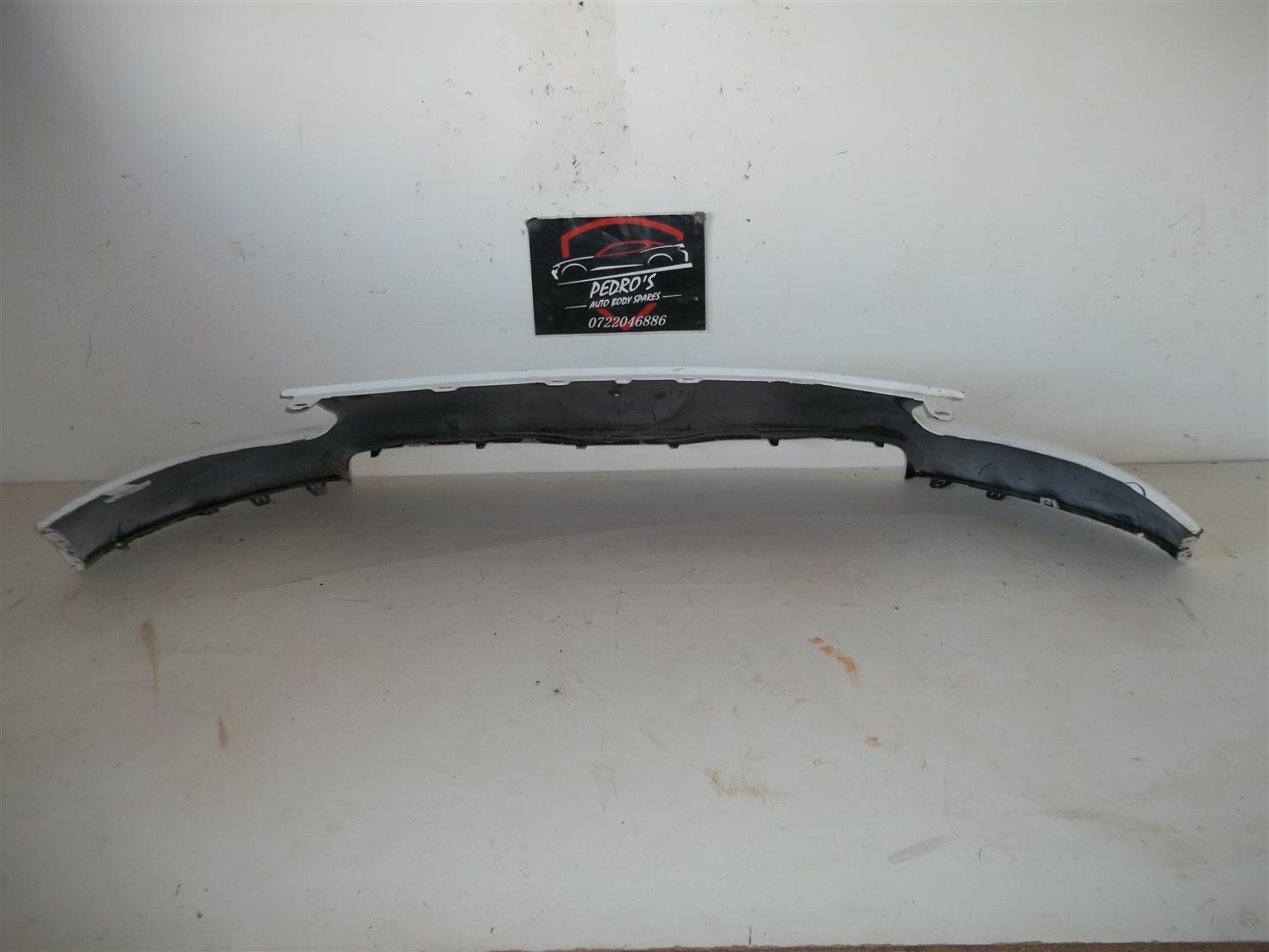 Peugeot Partner '08-'15 front bumper upper - Private Seller Peugeot Partner '08-'15 front bumper upper - Private Seller