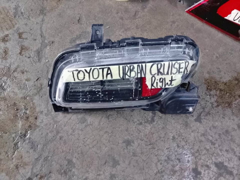 Toyota urban cruiser right Light - Private Seller Toyota urban cruiser right Light - Private Seller