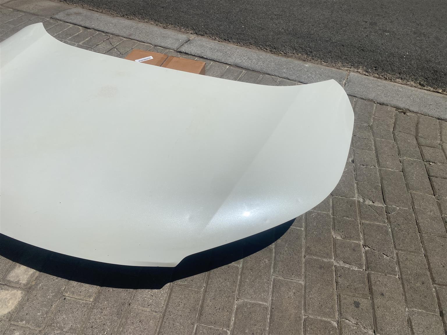 2014 HONDA CR-V BONNET HOOD FOR SALE. IN EXCELLENT CONDITION - Private Seller 2014 HONDA CR-V BONNET HOOD FOR SALE. IN EXCELLENT CONDITION - Private Seller