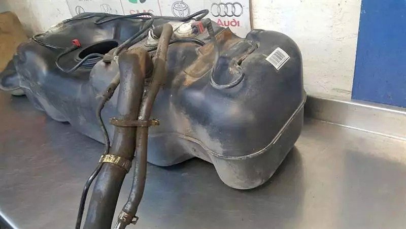 FORD RANGER 3.2L 2016 DIESEL FUEL TANK - Private Seller FORD RANGER 3.2L 2016 DIESEL FUEL TANK - Private Seller