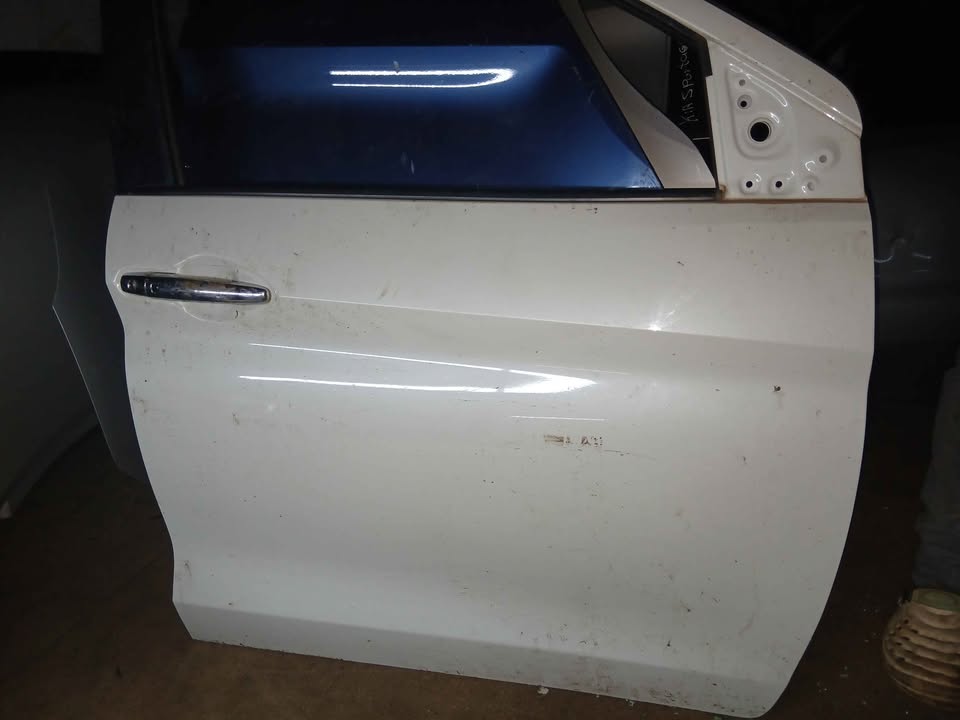 Toyota rumion right front door - Private Seller Toyota rumion right front door - Private Seller