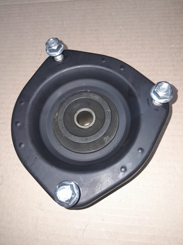 CHRYSLER VOYAGER 3.0L/ 3.3L STRUT MOUNTING FOR SALE - Private Seller CHRYSLER VOYAGER 3.0L/ 3.3L STRUT MOUNTING FOR SALE - Private Seller