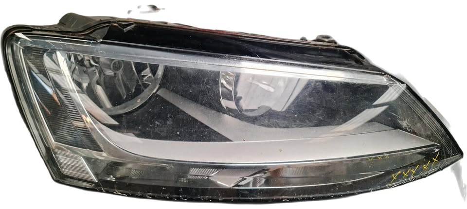 VOLKSWAGEN JETTA 6 HEADLIGHT - Private Seller