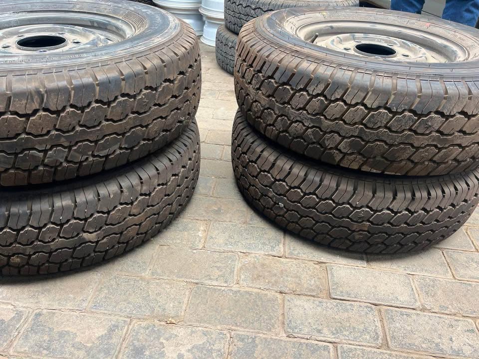 Mahindra Scorpio New Rims And Tyres Available Call or whatsapp - Private Seller Mahindra Scorpio New Rims And Tyres Available Call or whatsapp - Private Seller