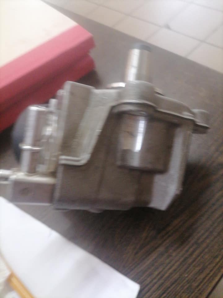 Bmw F10 B47 High pressure pump - Private Seller
