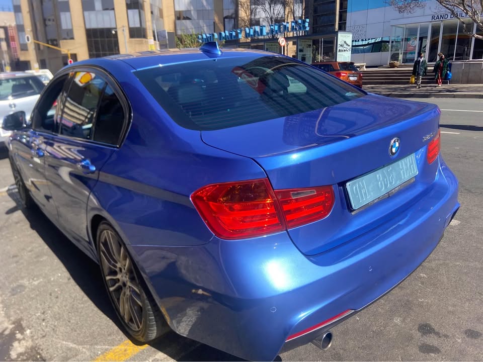 2014 BMW 320i 85000km