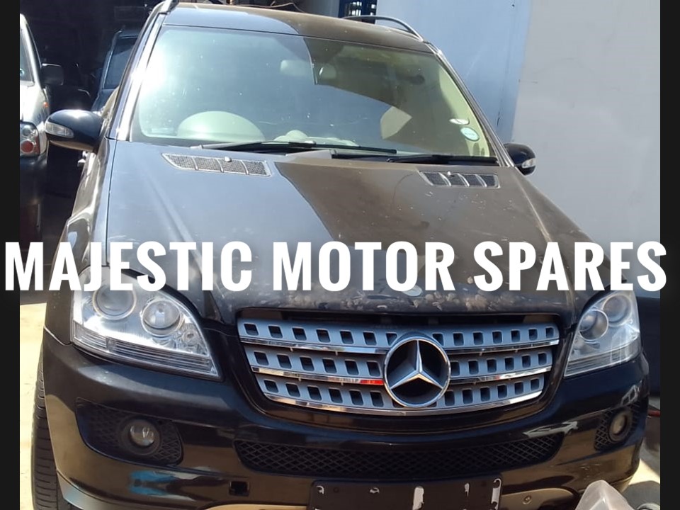 2005 Mercedes Benz ML500 M113 spares parts for sale - Obsidian Black - Private Seller 2005 Mercedes Benz ML500 M113 spares parts for sale - Obsidian Black - Private Seller
