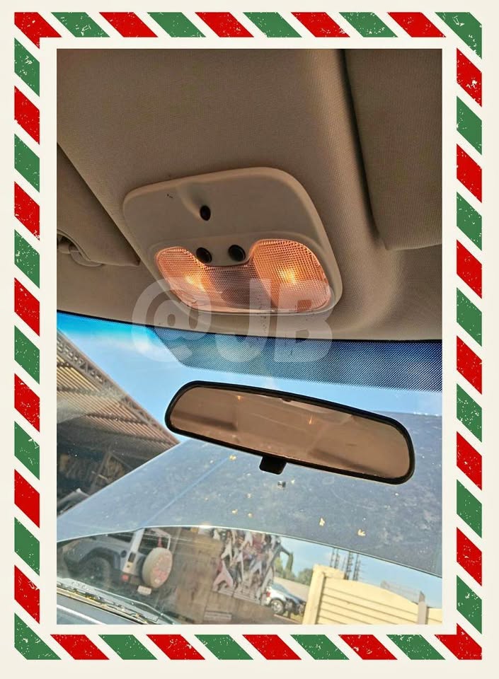 Dome Light | Jeep Patriot | Interior Compartment - Private Seller Dome Light | Jeep Patriot | Interior Compartment - Private Seller