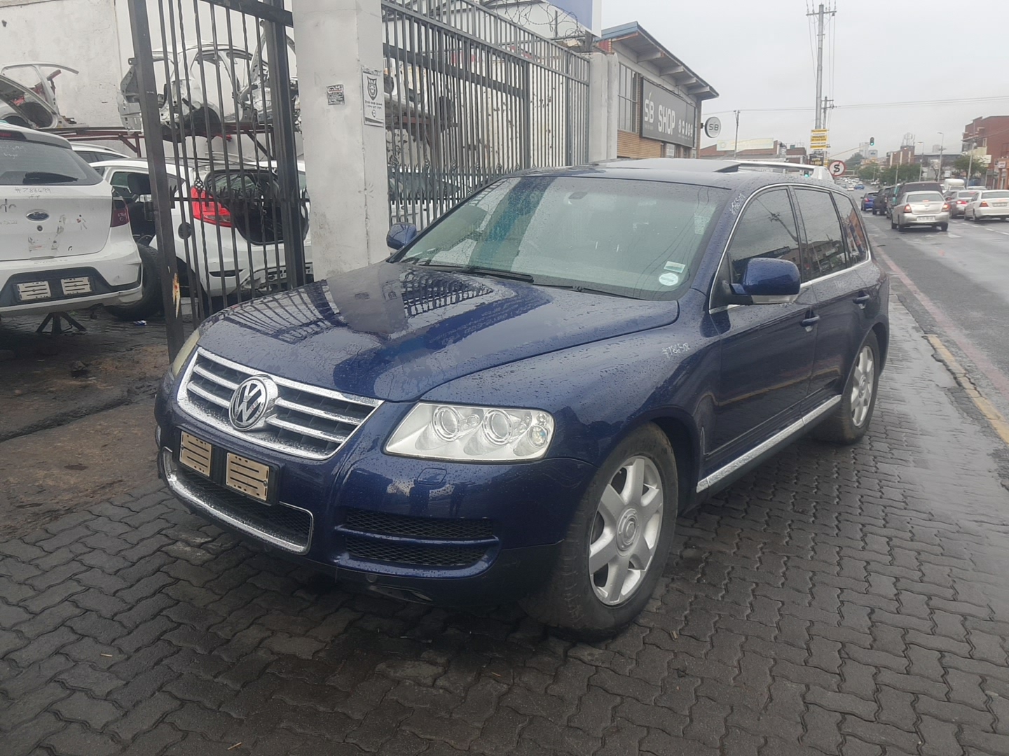 vw touareg 2007 v10 - Private Seller vw touareg 2007 v10 - Private Seller