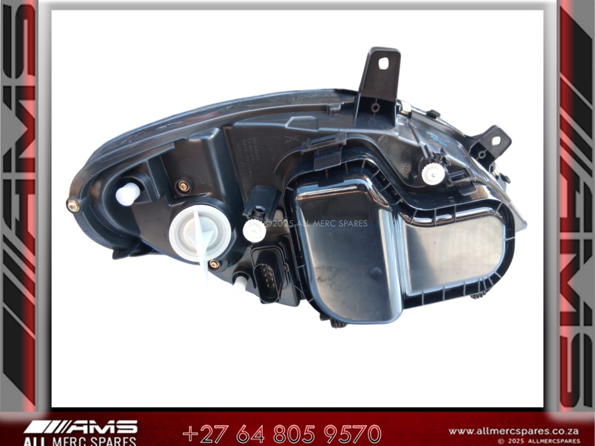 NEW Mercedes Vito 115 Left Headlight for Sale - Private Seller NEW Mercedes Vito 115 Left Headlight for Sale - Private Seller