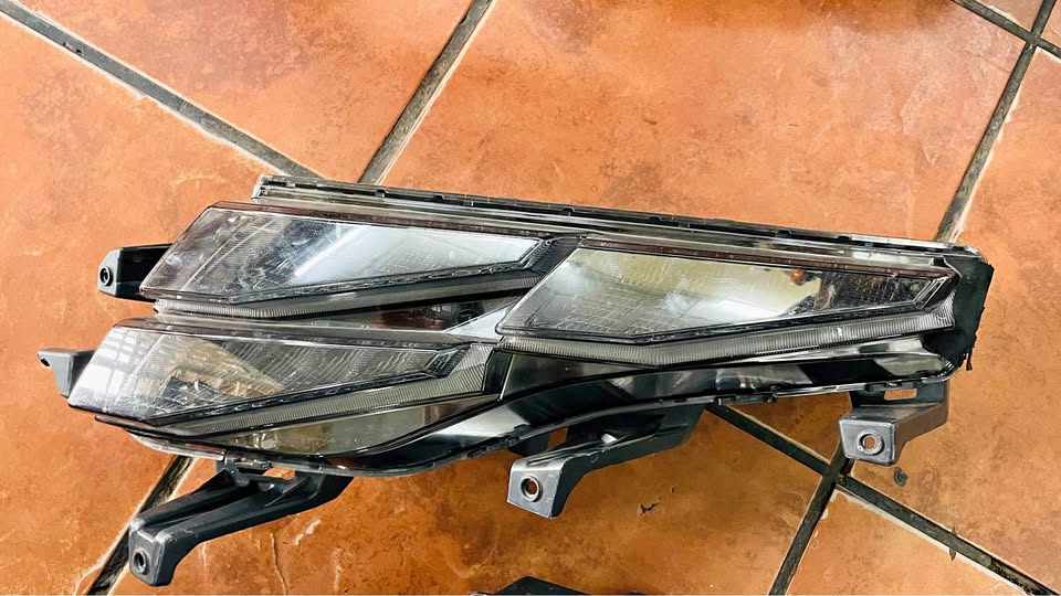 Hyundai Creta Headlight - Private Seller Hyundai Creta Headlight - Private Seller