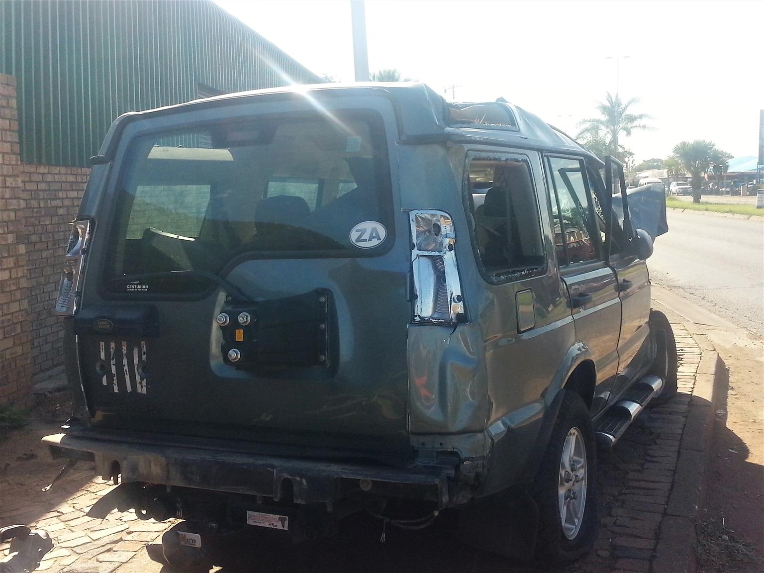 Land Rover Discovery 2 - Stripping for Spares | AUTO EZI - Private Seller Land Rover Discovery 2 - Stripping for Spares | AUTO EZI - Private Seller