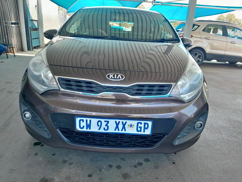 2014 KIA RIO  1.4 TECH MANUAL 2014 KIA RIO  1.4 TECH MANUAL