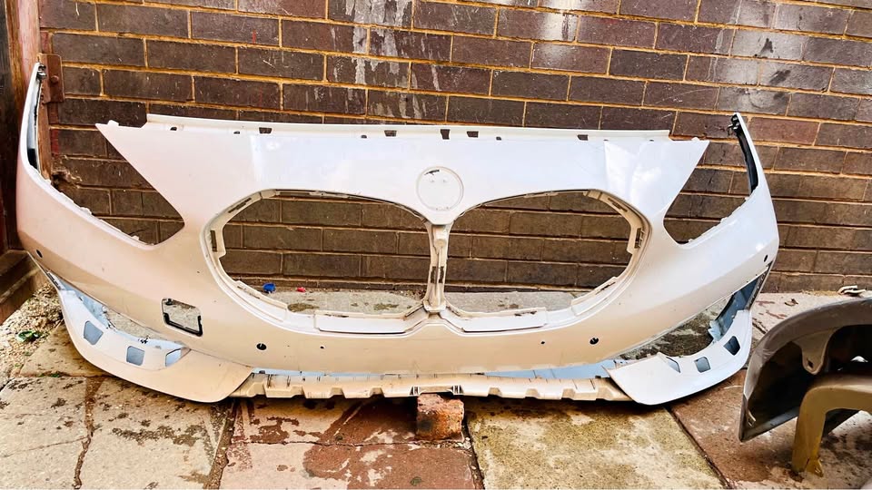 BMW 1 Series F40 Bumper 2019 - Private Seller BMW 1 Series F40 Bumper 2019 - Private Seller